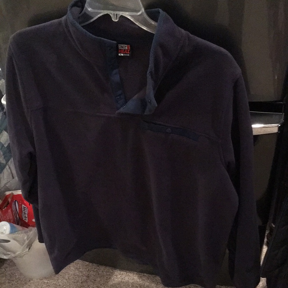 Brand: 32 Degrees. New without tags, men’s navy blue quarter-button sweater
